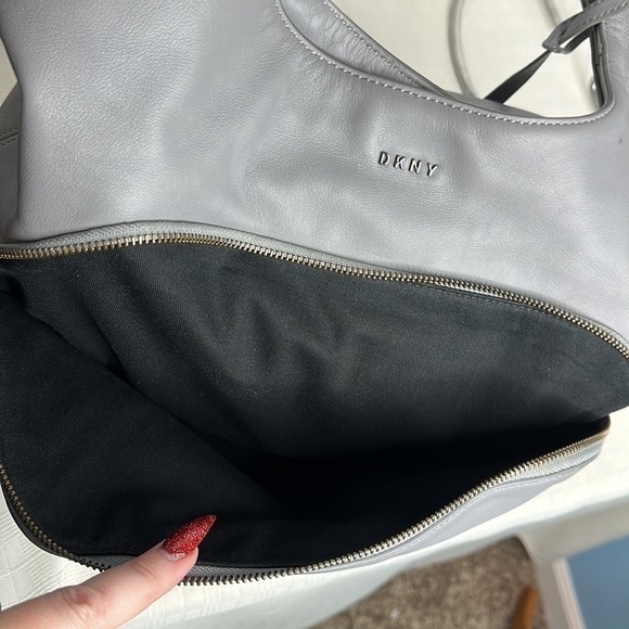 DKNY Bianca Medium Hobo, Created for Macy's - Picture 8 of 11